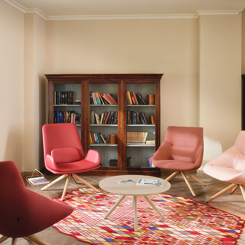 Bow Lounge
