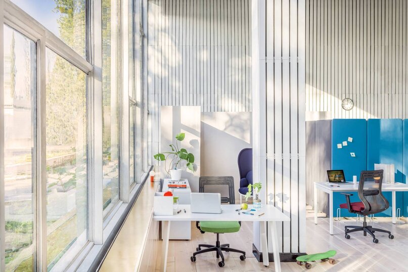 Kancelářský stůl Ogi A