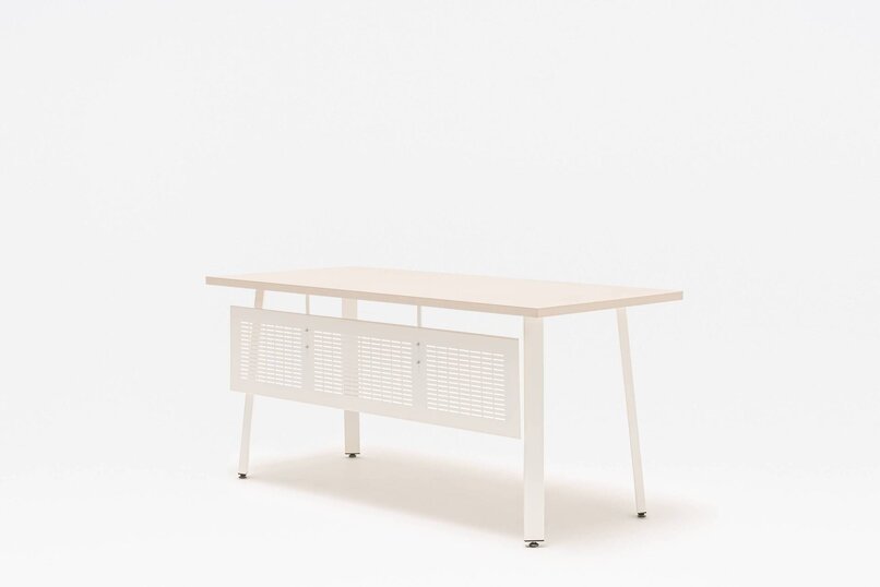 Kancelářský stůl Ogi A