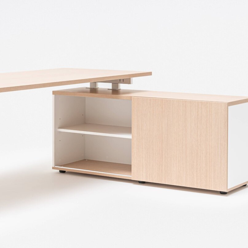 Kancelářský stůl Ogi Q