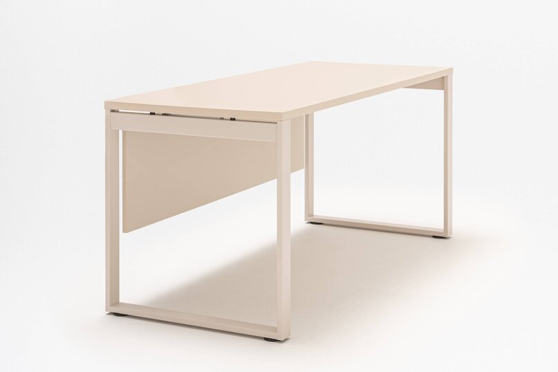 Kancelářský stůl Ogi Q