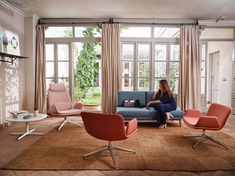 Křeslo GLOVE LOUNGE nízké