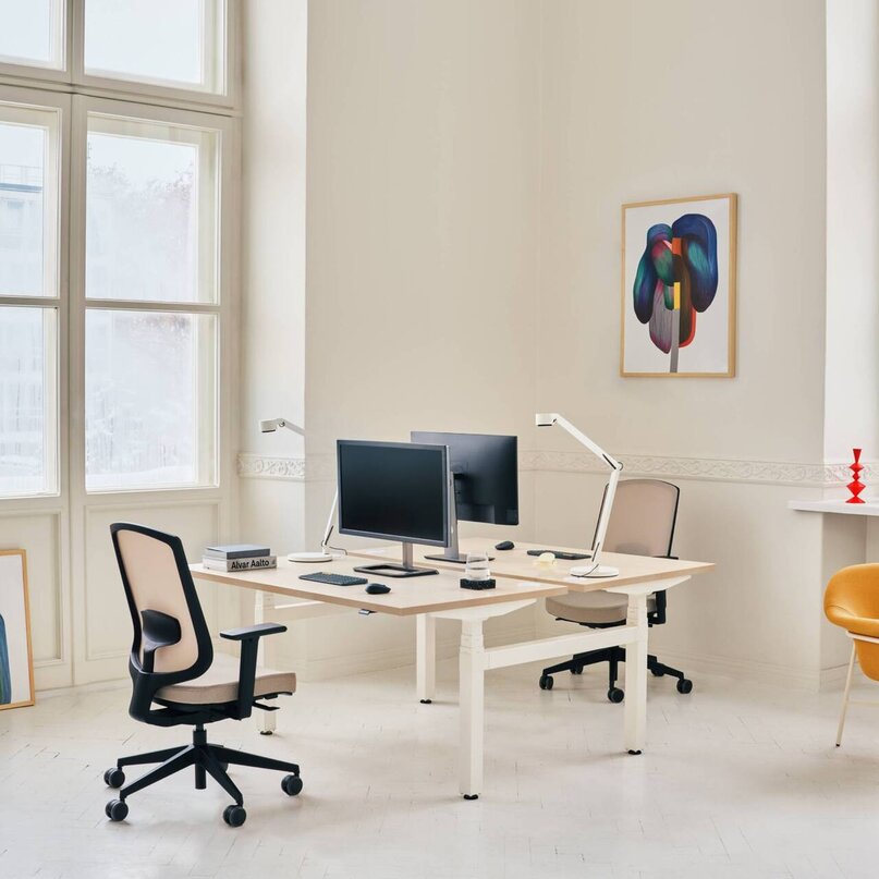 Pracovní stůl Ogi Drive