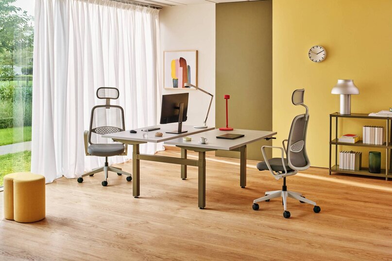 Pracovní stůl Ogi Drive