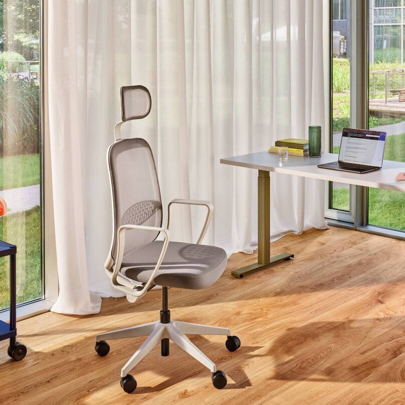 Pracovní stůl Ogi Drive